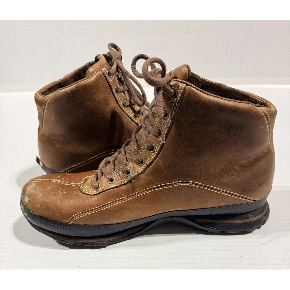LL BEAN - Men's VTG Brown Waterproof Leather Walking Hiking Boots - Men's 10‎